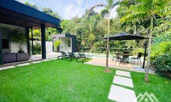 Imagem 7: Casa alto padrão à venda no módulo 17 da Riviera com 5 suítes