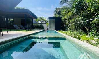 Imagem 3: Casa alto padrão à venda no módulo 17 da Riviera com 5 suítes