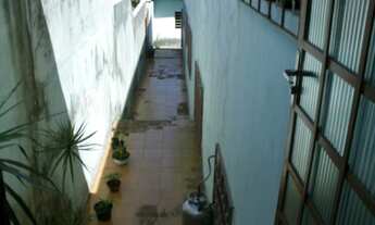 Imagem 3: Casa com 3 dormitórios e duas vagas no Burgo