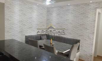 Imagem 4: Apartamento com dois dormitórios sendo 1 suíte com armários, cozinha planejada com cooktop