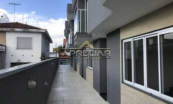 Imagem 3: Sobrados com 3 dormitórios, suíte e duas vagas de garagem no bairro de Vila Ré