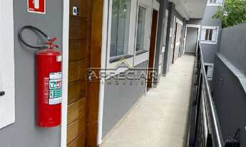 Imagem 7: Apartamento com dois dormitórios, sala, cozinha e banheiro no bairro de C.A.E Carvalho