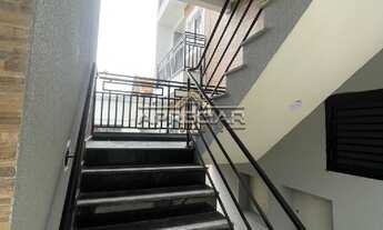 Imagem 3: Apartamento com dois dormitórios, sala, cozinha e banheiro no bairro de C.A.E Carvalho