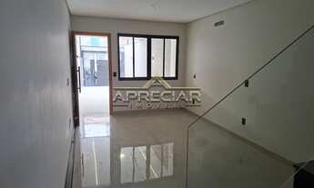 Imagem 6: Excelente sobrados em região privilegiada com fácil acesso ao comércio, padarias, bancos