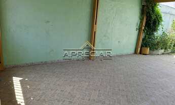 Imagem 3: Casa com dois dormitórios sendo 1 suíte, sala, cozinha com armários embutidos, 1 banheiro