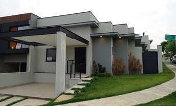 Imagem: Imperdível Casa em Condomínio à Venda