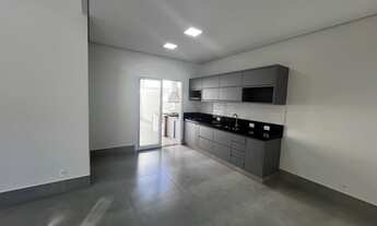 Imagem 4: Encantadora residência: Desfrute do conforto e beleza nesta casa no Condomínio Montreal Re