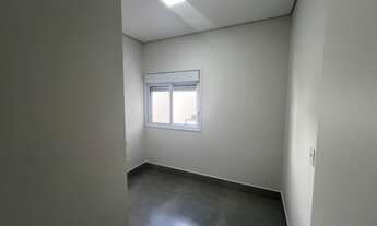 Imagem 6: Encantadora residência: Desfrute do conforto e beleza nesta casa no Condomínio Montreal Re