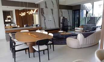 Imagem 6: Este esplêndido sobrado, é mais do que uma casa; é um convite para uma vida de luxo e conf