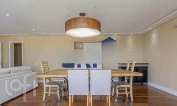 Imagem 2: Apartamento à venda em Vila Sônia com 283 m², 3 quartos, 3 suítes, 3 vagas