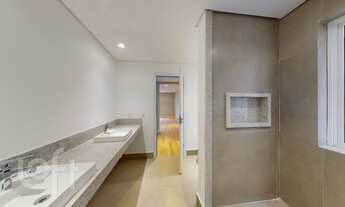 Imagem 2: Apartamento à venda em Higienópolis com 295 m², 3 quartos, 1 suíte, 1 vaga