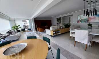 Imagem 2: Apartamento à venda em Perdizes com 255 m², 4 quartos, 4 suítes, 5 vagas