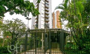 Imagem 7: Apartamento à venda em Vila Andrade com 200 m², 4 quartos, 2 suítes, 3 vagas