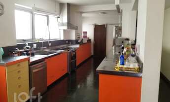 Imagem 6: Apartamento à venda em Jardim Paulista com 225 m², 3 quartos, 3 suítes, 1 vaga