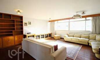 Imagem 2: Apartamento à venda em Santa Cecília com 250 m², 3 quartos, 1 suíte, 4 vagas