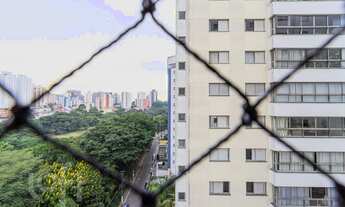 Imagem 2: Apartamento à venda em Saúde com 139 m², 4 quartos, 1 suíte, 2 vagas