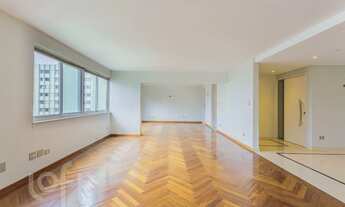 Imagem 2: Apartamento à venda em Alto de Pinheiros com 330 m², 6 quartos, 3 suítes, 5 vagas