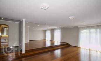 Imagem 2: Apartamento à venda em Vila Andrade com 256 m², 4 quartos, 2 suítes, 4 vagas