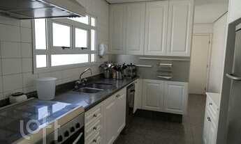 Imagem 7: Apartamento à venda em Vila Sônia com 400 m², 4 quartos, 4 suítes, 6 vagas