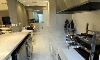 Imagem 4: Apartamento à venda em Lapa com 162 m², 3 quartos, 3 suítes, 4 vagas