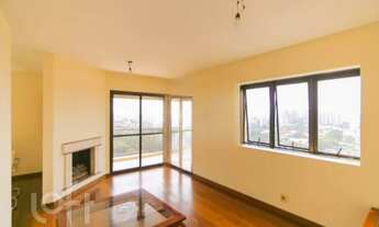 Imagem 2: Apartamento à venda em Vila Sônia com 148 m², 4 quartos, 2 suítes, 4 vagas