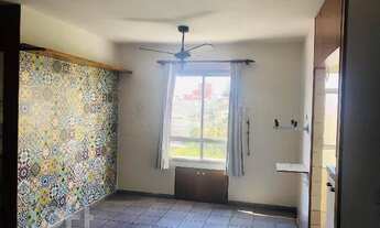 Imagem 2: Apartamento à venda em Saúde com 33 m², 1 quarto, 1 vaga