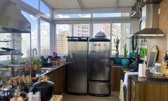 Imagem 3: Apartamento à venda em Vila Sônia com 698 m², 4 quartos, 4 suítes, 4 vagas