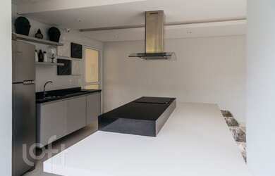 Imagem 3: Apartamento à venda em Sé com 45 m², 2 quartos, 1 vaga