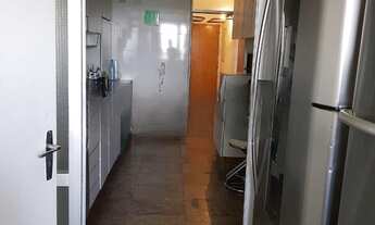 Imagem 4: Apartamento à venda em Alto de Pinheiros com 165 m², 3 quartos, 1 suíte, 2 vagas