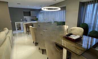 Imagem 3: Apartamento à venda em Lapa com 162 m², 3 quartos, 3 suítes, 4 vagas