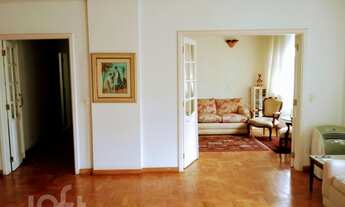 Imagem 2: Apartamento à venda em Aclimação com 182 m², 4 quartos, 1 suíte, 1 vaga