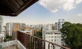 Imagem 4: Apartamento à venda em Vila Andrade com 230 m², 3 quartos, 3 suítes, 4 vagas