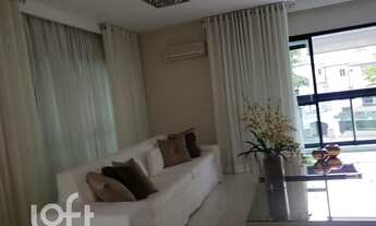 Imagem 3: Apartamento à venda em Aclimação com 300 m², 4 quartos, 2 suítes, 3 vagas