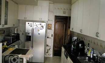 Imagem 3: Apartamento à venda em Vila Sônia com 150 m², 4 quartos, 2 suítes, 3 vagas