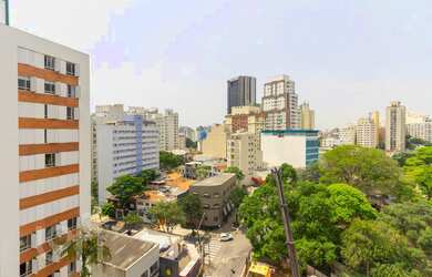 Imagem 2: Apartamento à venda em Higienópolis com 195 m², 3 quartos, 1 suíte, 1 vaga