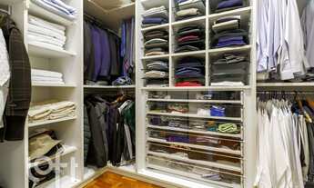 Imagem 6: Apartamento à venda em Santa Cecília com 250 m², 3 quartos, 1 suíte, 2 vagas