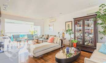 Imagem: Apartamento à venda em Perdizes com 225