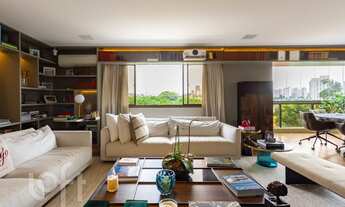 Imagem 4: Apartamento à venda em Sumaré com 220 m², 3 quartos, 3 suítes, 3 vagas