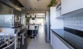 Imagem 4: Apartamento à venda em Vila Sônia com 140 m², 3 quartos, 1 suíte, 3 vagas