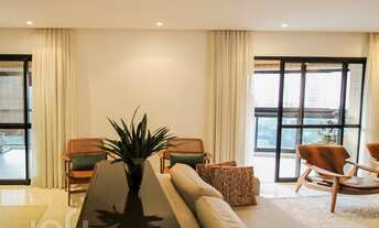 Imagem 3: Apartamento à venda em Vila Andrade com 213 m², 4 quartos, 4 suítes, 4 vagas