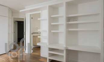 Imagem 2: Apartamento à venda em Vila Olímpia com 250 m², 3 quartos, 3 suítes, 4 vagas