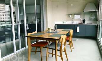 Imagem 1: Apartamento à venda em Perdizes com 224 m², 3 quartos, 3 suítes, 4 vagas