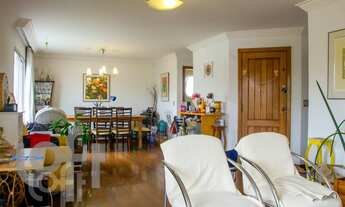 Imagem 7: Apartamento à venda em Vila Madalena com 158 m², 4 quartos, 1 suíte, 3 vagas