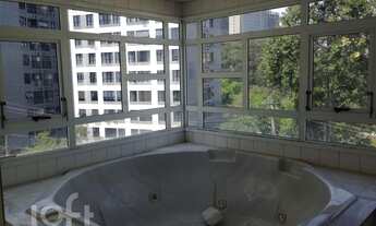 Imagem 5: Apartamento à venda em Vila Sônia com 223 m², 4 quartos, 4 suítes, 4 vagas