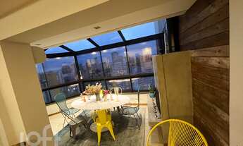 Imagem 3: Apartamento à venda em Vila Mariana com 300 m², 3 quartos, 2 suítes, 3 vagas