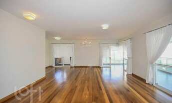 Imagem 2: Apartamento à venda em Pinheiros com 270 m², 4 quartos, 3 suítes, 4 vagas