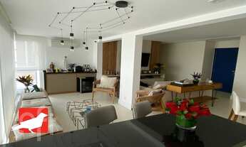 Imagem 3: Apartamento à venda em Lapa com 96 m², 2 quartos, 2 suítes, 1 vaga