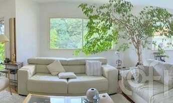 Imagem 1: Apartamento à venda em Vila Madalena com 204 m², 3 quartos, 3 suítes, 4 vagas