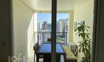 Imagem 2: Apartamento à venda em Pinheiros com 60 m², 2 quartos, 1 suíte, 1 vaga