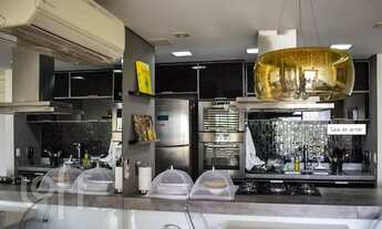 Imagem 4: Apartamento à venda em Perdizes com 77 m², 3 quartos, 1 suíte, 2 vagas